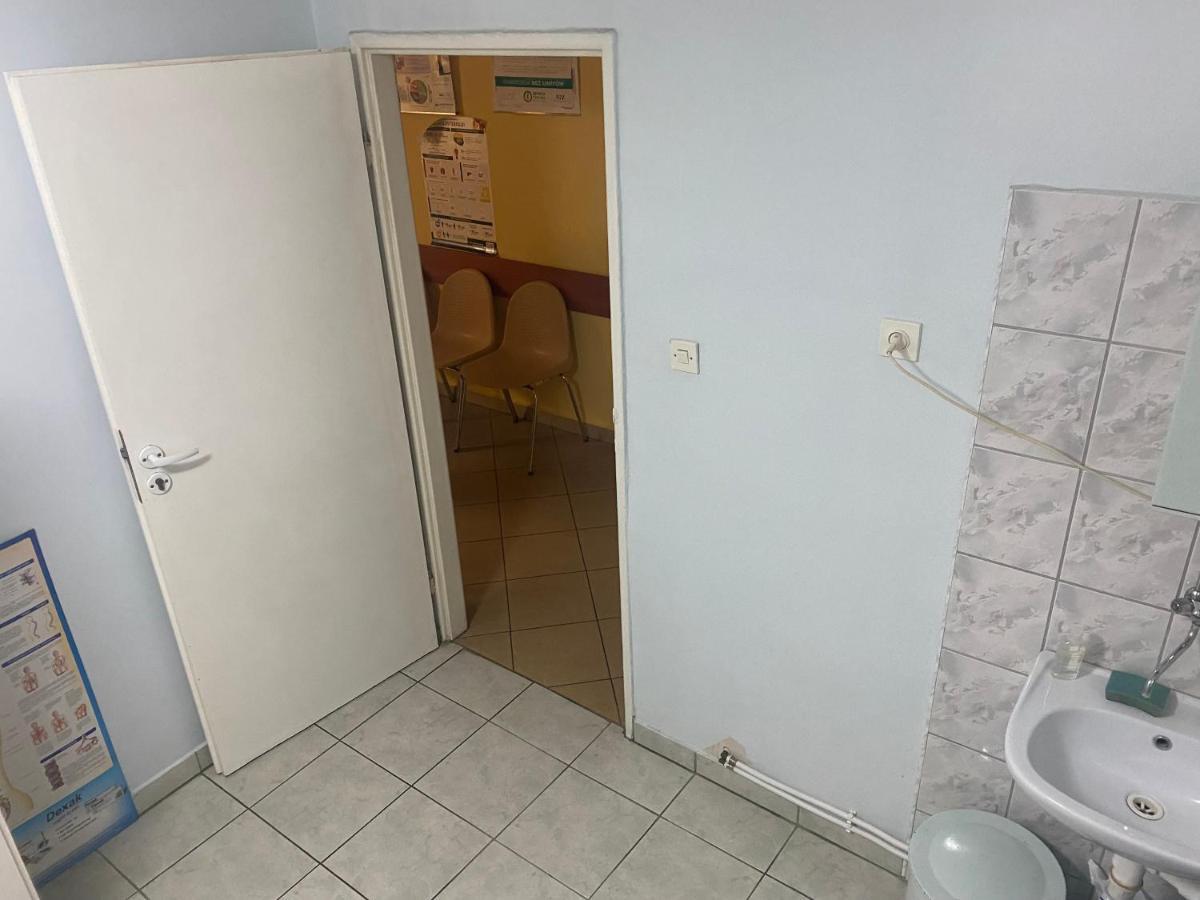Apartament Mlynska Аугустов Екстериор снимка
